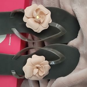 Mel Dreamed by Melissa Sandals Flip Flops NEW  sz 7